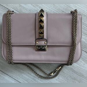 VALENTINO GARAVANI Pink Leather Rockstud Medium Glam Lock Flap Bag